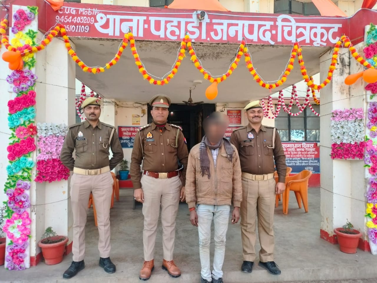 थाना पहाड़ी पुलिस का सफल ऑपरेशन  3 वर्षों से फरार अपराधी को 15000 रुपये के इनाम में गिरफ्तार